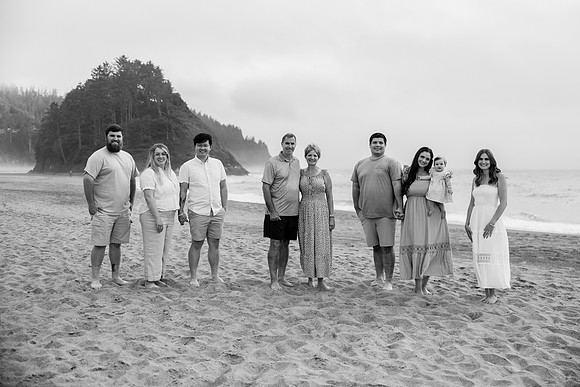 Marybeth-Neskowin-Oregon-Family-Photos-2025 (2 of 78)