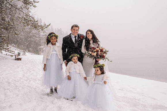 Tyler-Brittani-Lake-Priest-Idaho-Winter-Snow-Wedding-2021-03823