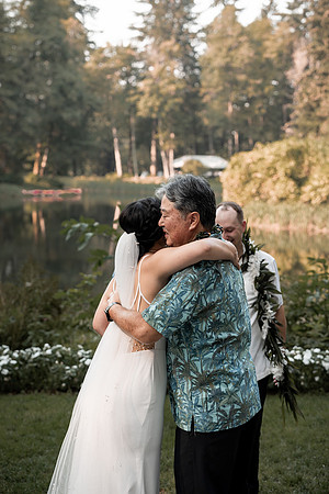 Ryan-Lynsie-Bridal-Veil-Lakes-Portland-Oregon-Weddingg-20