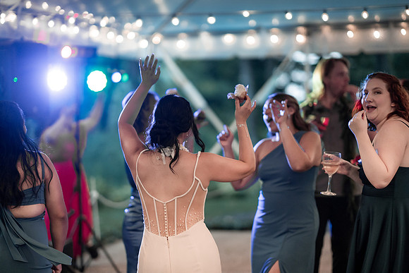 Ryan-Lynsie-Bridal-Veil-Lakes-Portland-Oregon-Weddingg-90