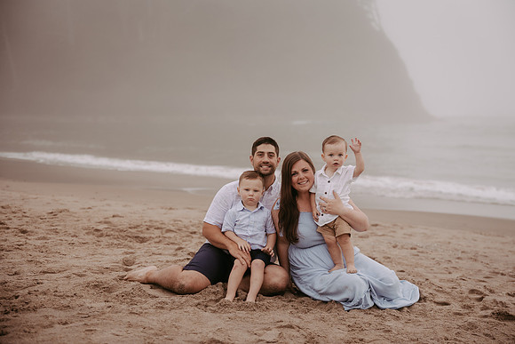 Family-Photos-2024-Lincoln-City-Oregon--33