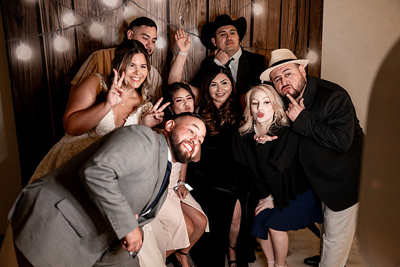 Kara-Sam-Simple-Affairs-Vegas-Wedding-Photos-228