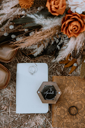 DYLAN-CLAIRE-WEDDING-DETAIL-PHOTOS-43
