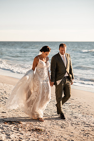 Bennett-Tamra-Sunset-Beach-House-Wedding-Saint-Peterburg-Florida-2021-2630