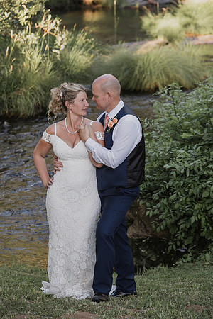 Derrick-Kenzie-Navarra-Gardens-Willamina-Oregon-Wedding-Photos (360 of 436)