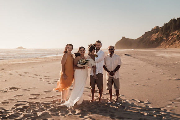 Anthony-Drayann-roadsend-lincoln-city-oregon-elopement-photos-7372