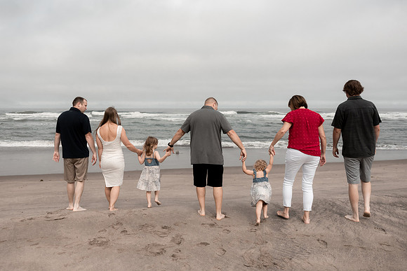Family-Photos-2024-Lincoln-City-Oregon--30