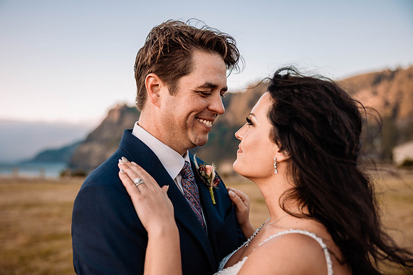 Lacey-Tom-Depoe-Bay-Oregon-Elopement-Photos-3-13