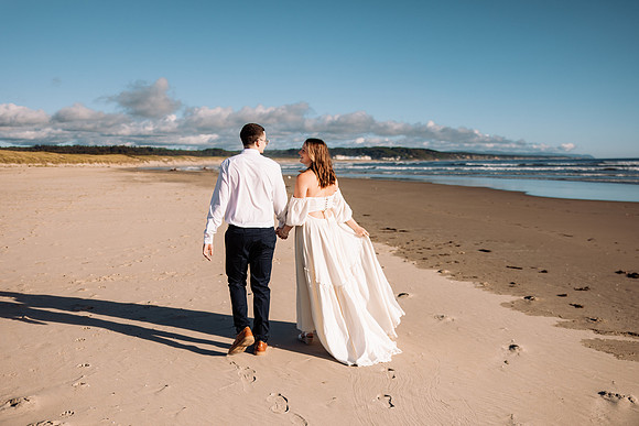 Brandn-Bailey-Newport-Oregon-Elopement-Photos-3