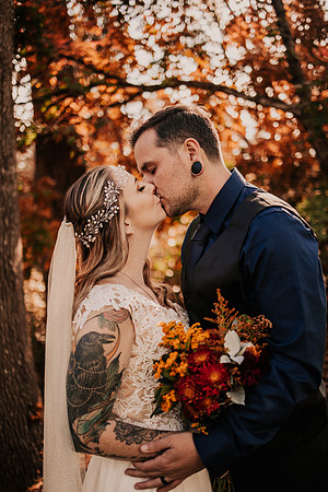 Autumn-Brad-Fall-Eugene-Oregon-Hendricks-Park-Elopement-Wedding-Photos-0535