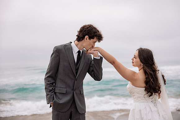 Nate-Bella-Lincoln-City-Oregon-Intimate-Beach-Wedding-Photo-47
