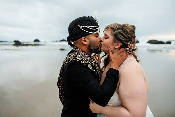 Tandi-Bobby-Seal-Rock-Oregon-Intimate-Elopement-photos-1170