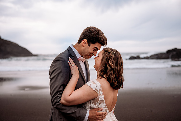 Eric-Kylee-Fishing-Rock-Elopement-Depoe-Bay-0regon-Photos-4900
