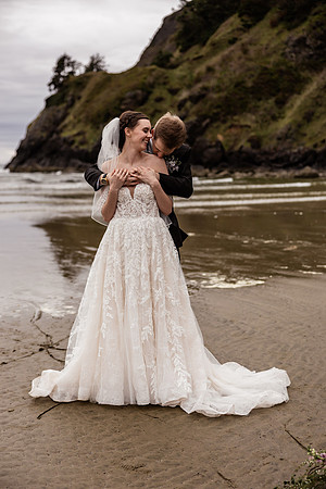 Nathan-Lacey-Newport-Oregon-Elopement-Photos-2025 (28 of 101)