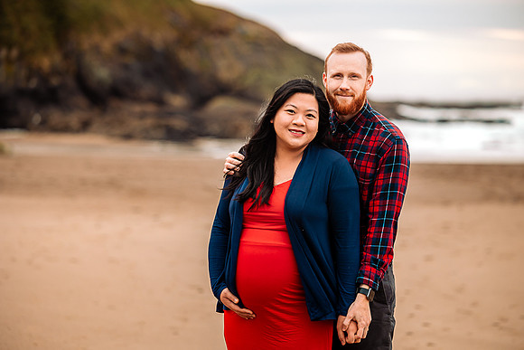 Dylan-Johanna-Fogarty-Creek-Oregon-Engagement-Maternity-Photos (12 of 49)