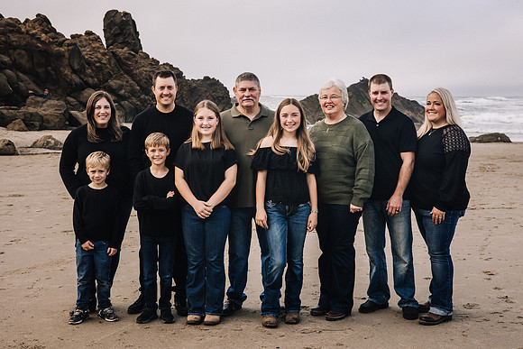 Aubrei-Family-Photos-2024-8