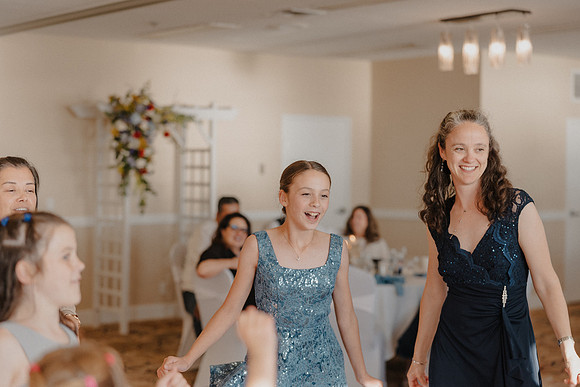 Marcus-Lori-Chinook-Winds-Seafood-Grille-Lincoln-City-Oregon-Wedding-Photos (357 of 477)