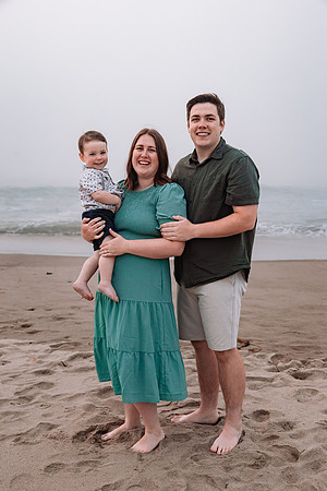 Family-Photos-2024-Lincoln-City-Oregon-3