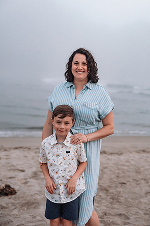 Family-Photos-2024-Lincoln-City-Oregon-63
