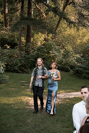 Ryan-Lynsie-Bridal-Veil-Lakes-Portland-Oregon-Weddingg-11