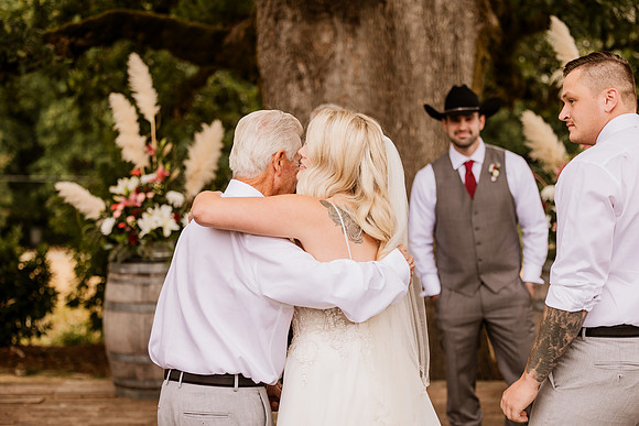 Gage-Mckayla-Adeline-Farm-Wedding-Photos-2021-9108