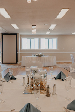 Marcus-Lori-Chinook-Winds-Seafood-Grille-Lincoln-City-Oregon-Wedding-Photos (178 of 477)
