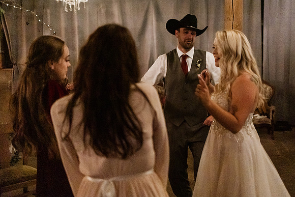 Gage-Mckayla-Adeline-Farm-Wedding-Photos-2021-1204