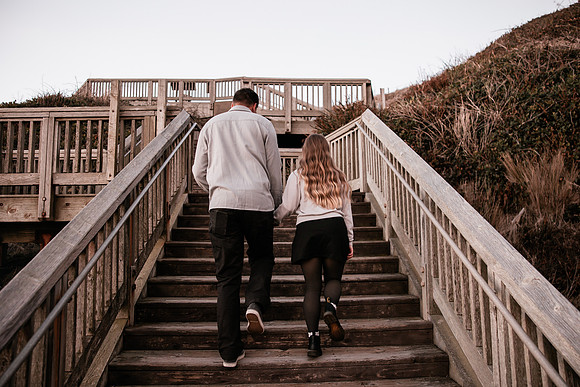 jace-love-porposal-newport-oregon-yaquina-lighthouse-photos (54 of 54)