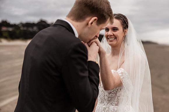 Nathan-Lacey-Newport-Oregon-Elopement-Photos-2025 (8 of 101)