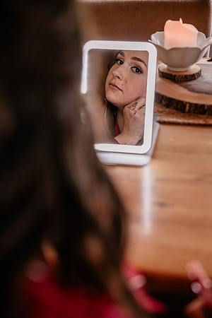 Mark-Darian-Peck-2024-Wedding-Photos-getting-ready (16 of 101)