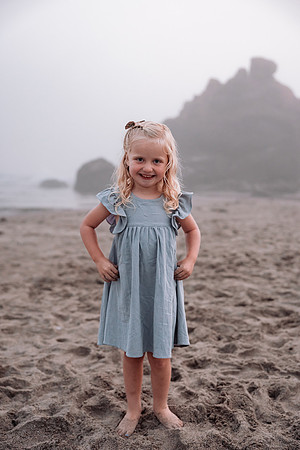 Family-Photos-2024-Lincoln-City-Oregon-76