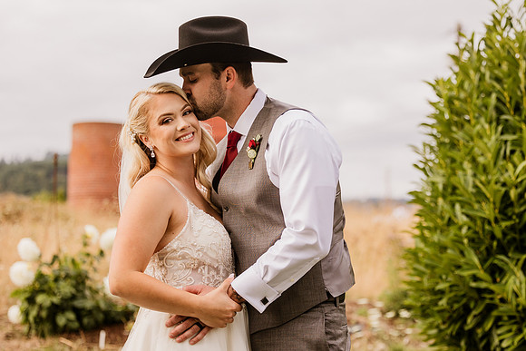 Gage-Mckayla-Adeline-Farm-Wedding-Photos-2021-9752
