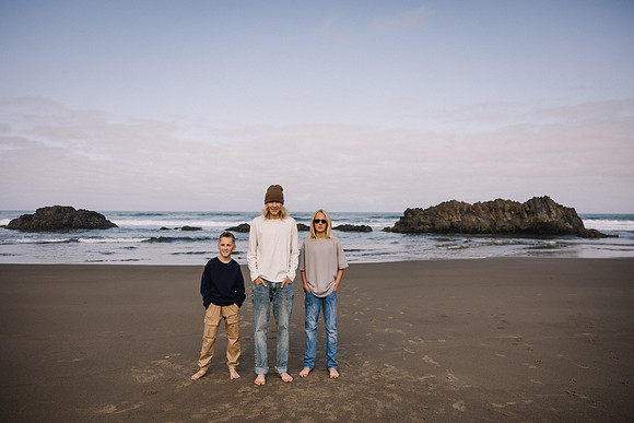 Family-Photos-2024-Lincoln-City-Oregon--23