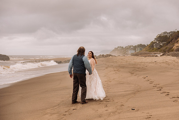 Jeff-April-Inn-Spanish-Head-Lincoln-City-oregon-Wedding-2022 (195 of 299)