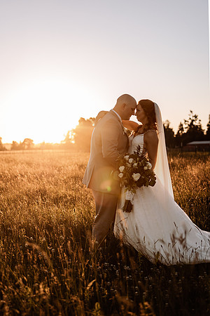 Chris-Victoria-Wedding-Photos-2022-Oregon-PORTRAITS (10)