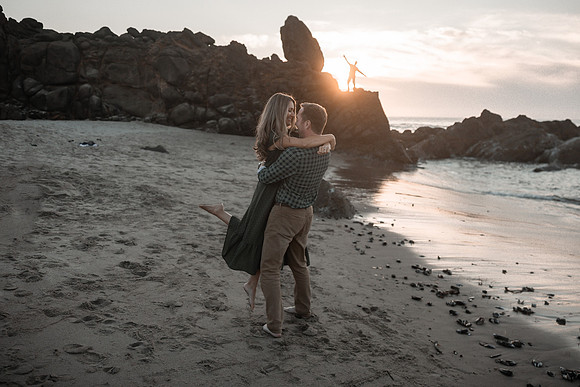 Justin-Megan-Forgarty-Creek-Engagement-Family-Photo-Session-18