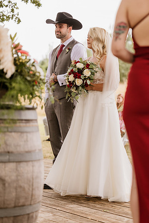 Gage-Mckayla-Adeline-Farm-Wedding-Photos-2021-9176