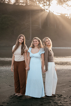 Camille-Neskowin-Family-Photos-2025 (13 of 92)