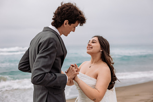Nate-Bella-Lincoln-City-Oregon-Intimate-Beach-Wedding-Photo-49