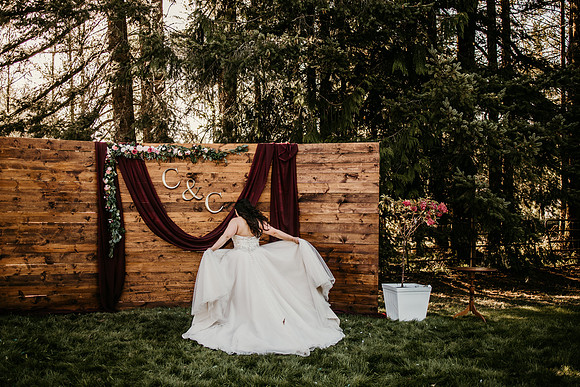 Connor-Cierra-Ranier-Washington-Barn-Rustic-Wedding-Washington-Wedding-Photos-0041