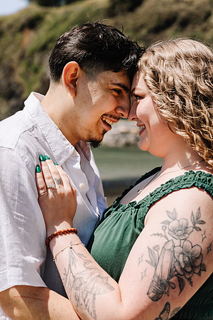 Yaquina-Engagement-Photos-2025 (10 of 33)