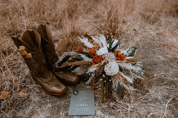 DYLAN-CLAIRE-WEDDING-DETAIL-PHOTOS-47
