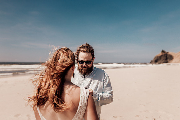 Ty-Sandy-lincoln-city-oregon-roads-end-elopement-photographer-9434