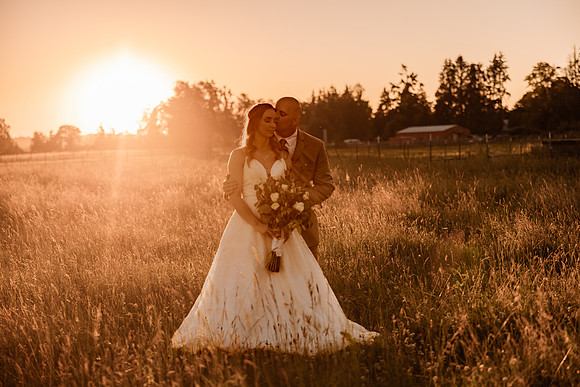 Chris-Victoria-Wedding-Photos-2022-Oregon-PORTRAITS (28)