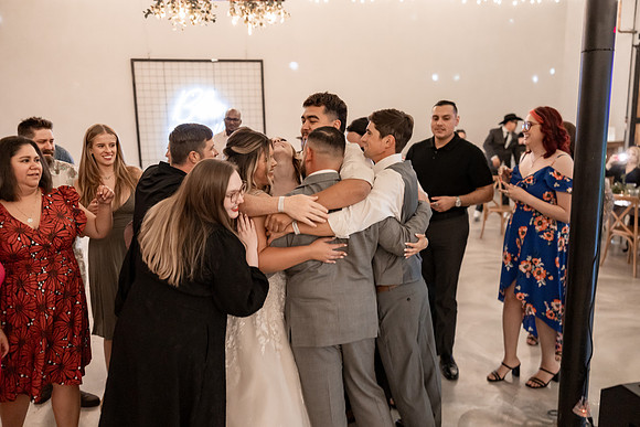 Kara-Sam-Simple-Affairs-Vegas-Wedding-Photos-337
