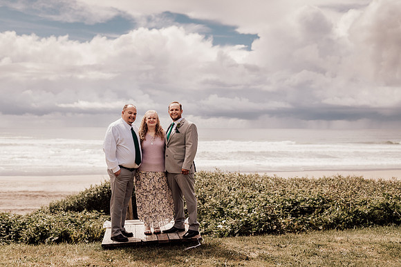 Annie-Ryan-Lincoln-city-roads-end-park-oregon-elopement-photos-56