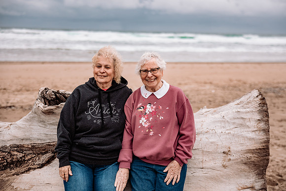 Katy-Family-Photos-2024-Rockaway-Oregon (18 of 38)