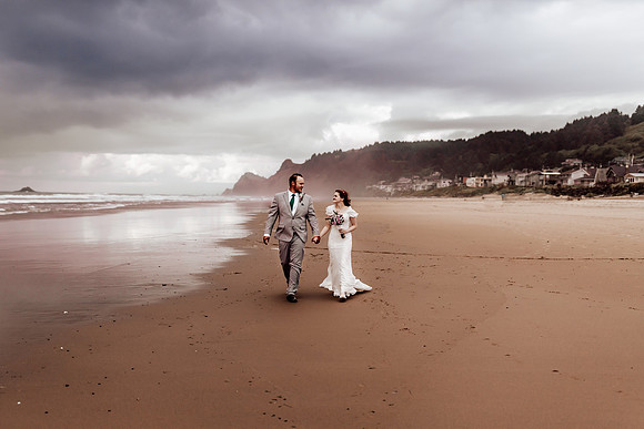 Annie-Ryan-Lincoln-city-roads-end-park-oregon-elopement-photos-187