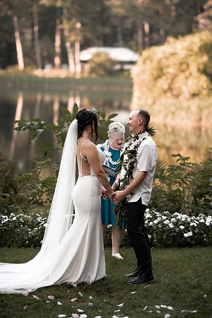 Ryan-Lynsie-Bridal-Veil-Lakes-Portland-Oregon-Weddingg-30