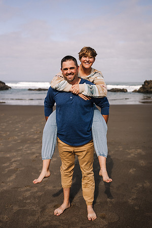 Family-Photos-2024-Lincoln-City-Oregon--53